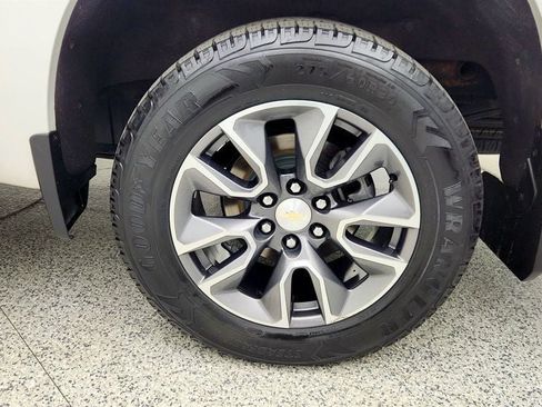 Used 2020 Chevrolet Silverado 1500 LT w/ All-Star Edition AWD/4WD image 9