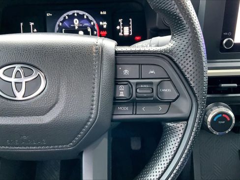 Used 2025 Toyota Tacoma SR image 23