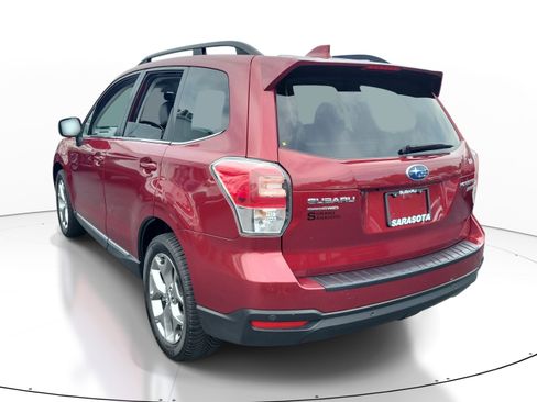Used 2017 Subaru Forester 2.5i Touring AWD/4WD image 4
