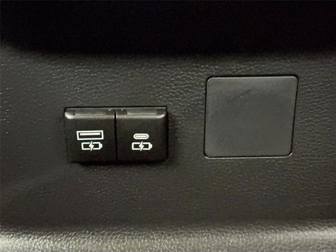 Used 2024 Toyota Tundra SR5 w/ SR5 Convenience Package AWD/4WD image 35