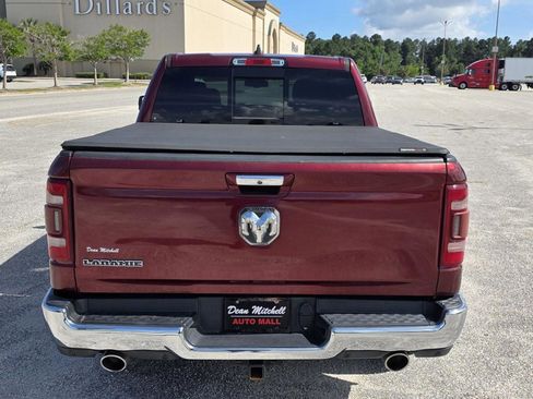 Used 2019 RAM 1500 Laramie RWD image 4