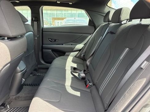 New 2026 Hyundai Elantra SEL Sport Premium FWD image 9
