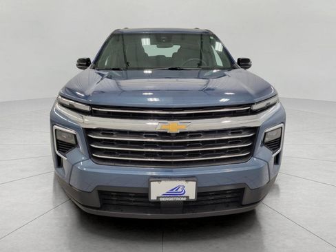 Used 2025 Chevrolet Traverse LT AWD/4WD image 13