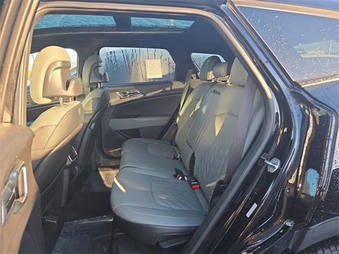Used 2023 Kia Sportage X-Pro image 17