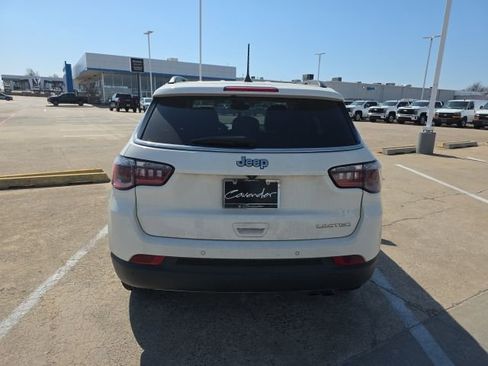 Used 2021 Jeep Compass Limited image 4