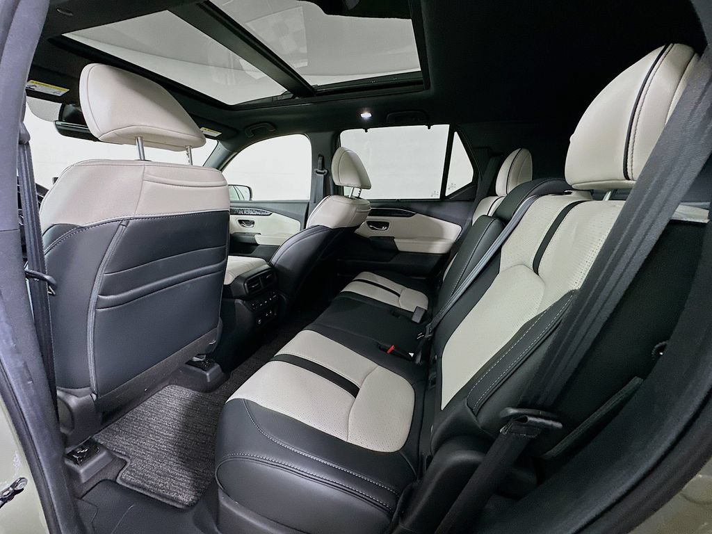 Certified 2026 Honda Passport TrailSport Elite image 4