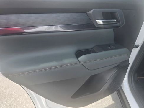 New 2026 GMC Terrain AT4 w/ Technology Package II AWD/4WD image 11