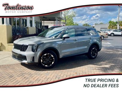 Used 2026 Kia Sorento S w/ S Panoramic Sunroof Package