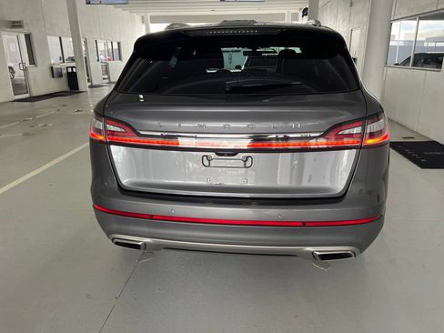 Used 2022 Lincoln Nautilus Reserve w/ Equipment Group 201A FWD image 4