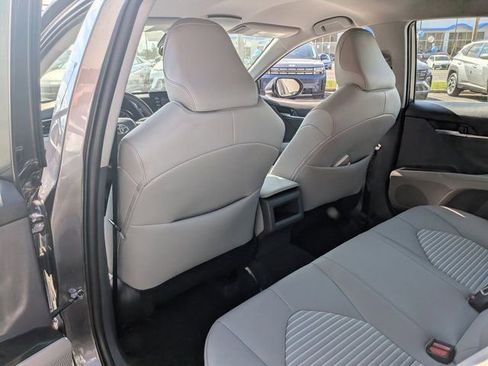 Certified 2023 Toyota Camry SE image 17