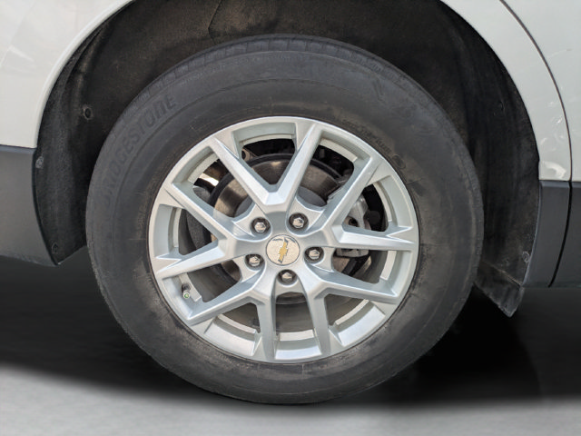 Used 2022 Chevrolet Equinox LS w/ LS Convenience Package AWD/4WD image 9