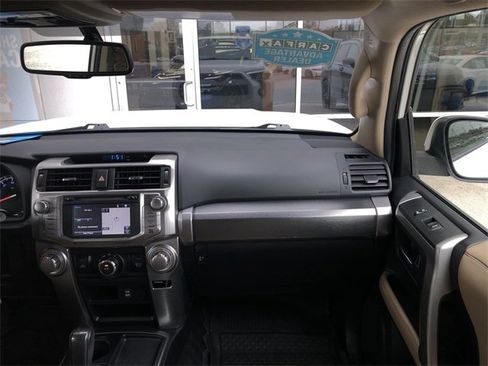 Used 2016 Toyota 4Runner SR5 Premium image 28