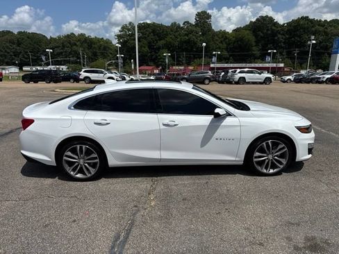 Used 2023 Chevrolet Malibu LT FWD image 4