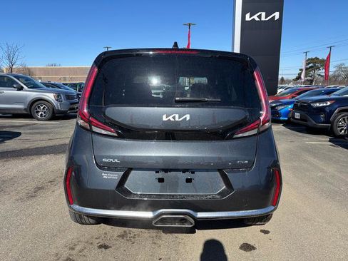 Certified 2023 Kia Soul GT-Line image 7