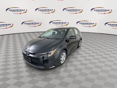 Used 2020 Toyota Corolla LE image 4