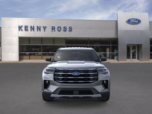 New 2026 Ford Explorer Active w/ Active Comfort Package image 8