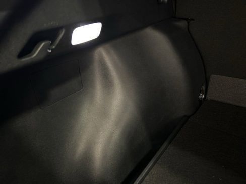 Used 2024 Toyota Corolla Cross LE image 30