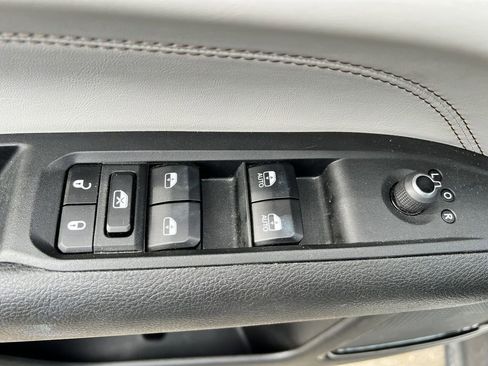 Used 2024 Jeep Compass Limited AWD/4WD image 12