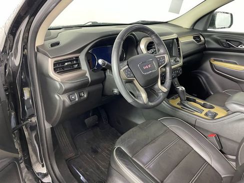 Certified 2018 GMC Acadia Denali w/ Technology Package image 3