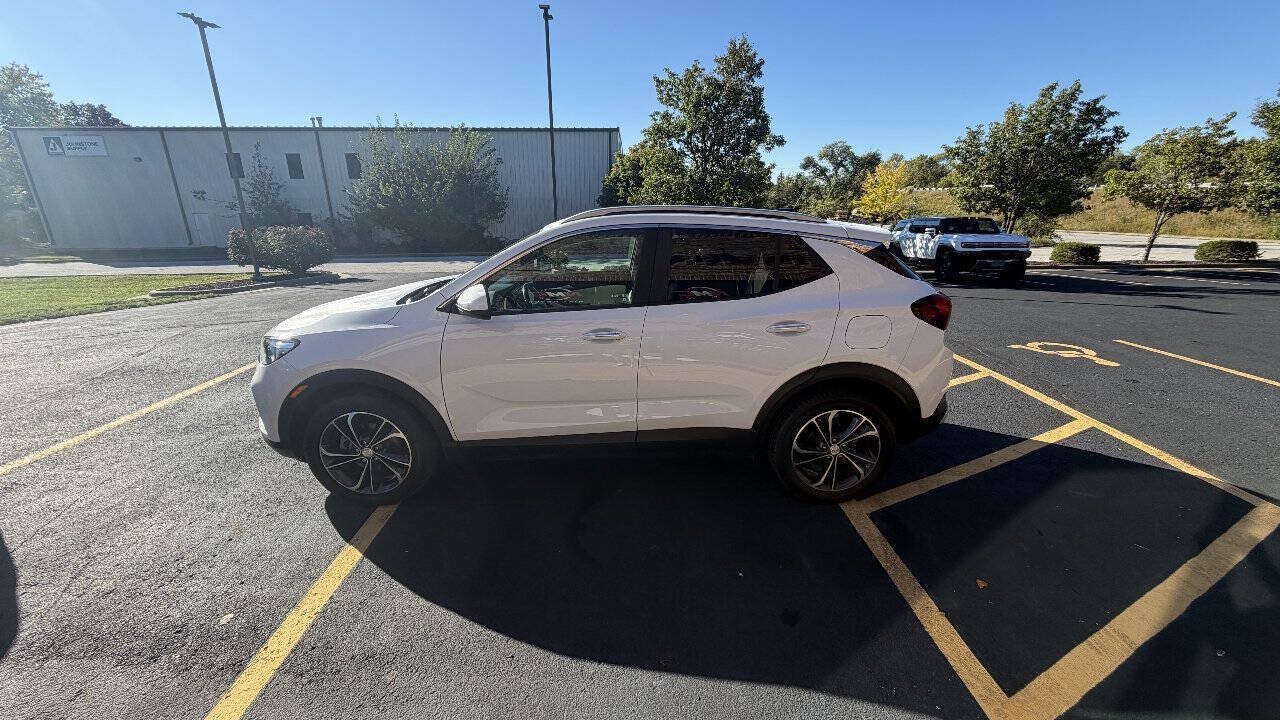 Used 2023 Buick Encore GX Select FWD image 4