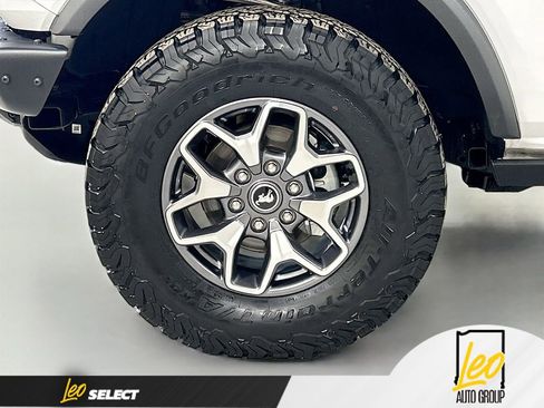 Used 2024 Ford Bronco Badlands image 30