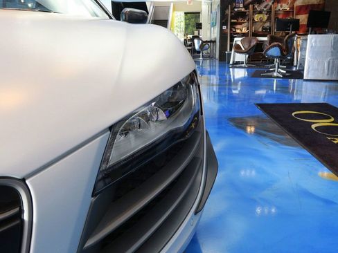 Used 2012 Audi R8 GT w/ Enhanced R8 GT Leather Pkg image 32