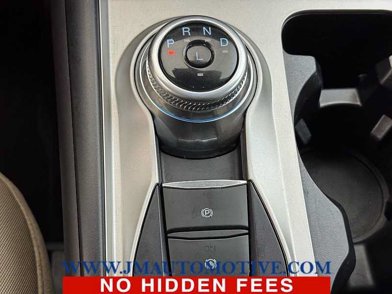 Used 2023 Ford Explorer XLT AWD/4WD image 33