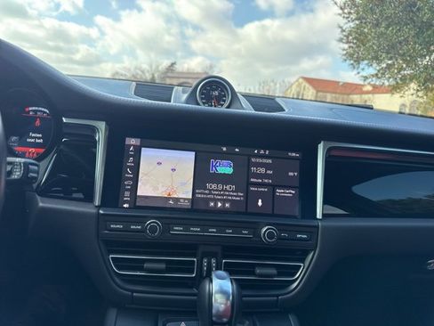 Used 2021 Porsche Macan GTS image 43