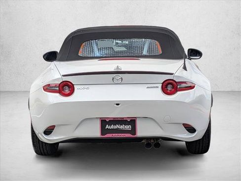 New 2026 MAZDA MX-5 Miata Club w/ Interior Package RWD image 8