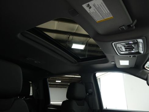 New 2025 GMC Sierra 2500 Denali w/ Denali Reserve Package image 21