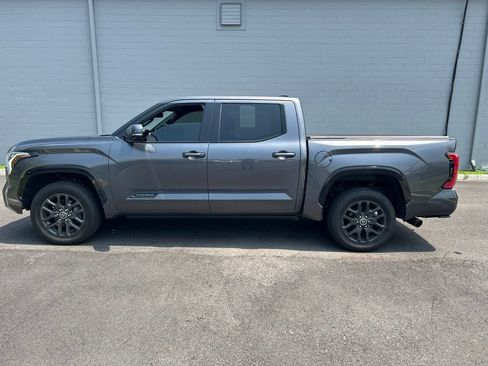 Used 2023 Toyota Tundra Platinum AWD/4WD image 7