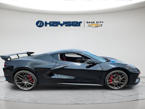 Used 2021 Chevrolet Corvette Stingray Preferred Cpe w/ Z51 Performance Package RWD image 5