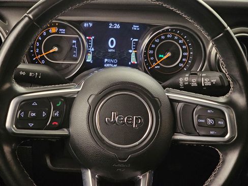 Used 2021 Jeep Wrangler Unlimited Sahara w/ Uconnect 4C Nav & Sound Group AWD/4WD image 8