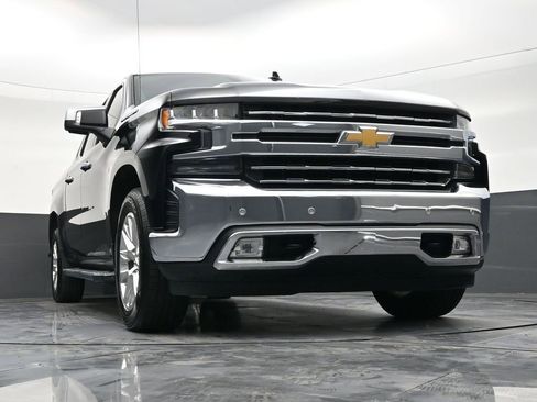 Used 2022 Chevrolet Silverado 1500 LTZ image 27