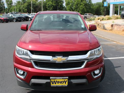 Used 2019 Chevrolet Colorado LT w/ LT Convenience Package AWD/4WD image 3
