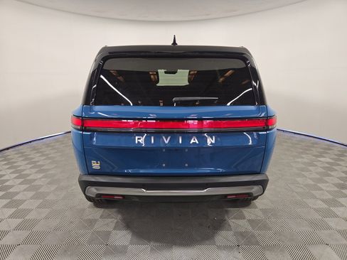 Used 2024 Rivian R1S Adventure AWD/4WD image 4