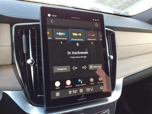 Certified 2026 Volvo XC90 B6 Ultra w/ Protection Package image 19