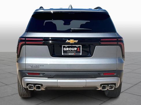 New 2026 Chevrolet Traverse LT w/ Enhanced Driving Package image 5