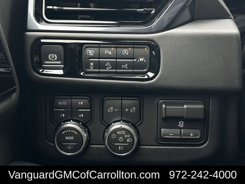 New 2026 GMC Yukon XL AT4 image 19