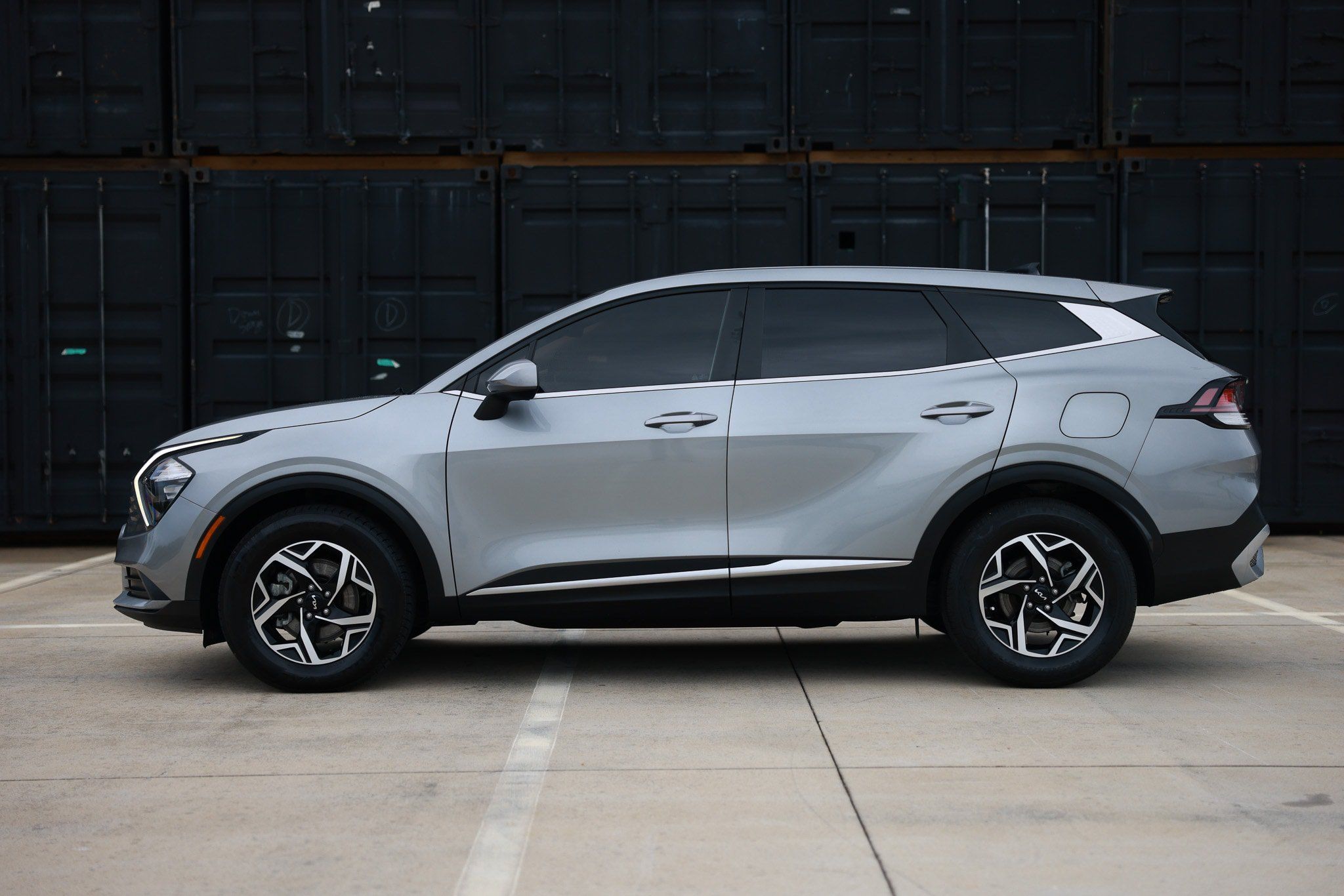 Used 2023 Kia Sportage LX FWD image 4