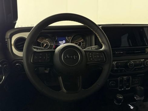 Used 2024 Jeep Wrangler Unlimited Sport AWD/4WD image 22