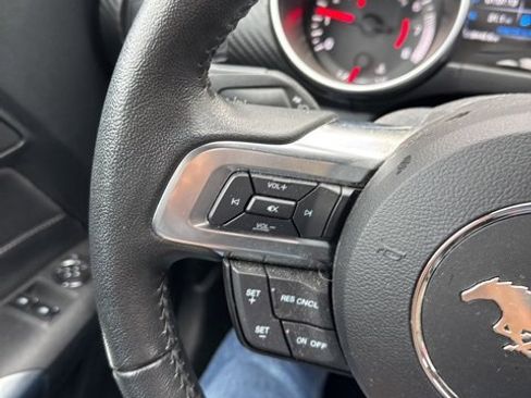 Used 2023 Ford Mustang Coupe image 8