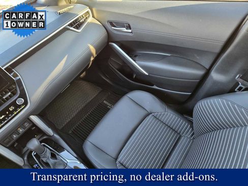 Used 2024 Toyota Corolla Cross XSE image 14