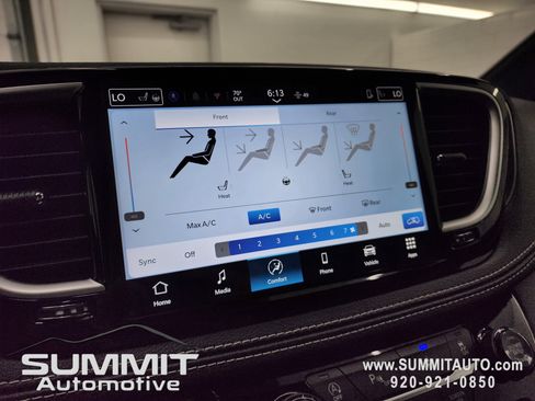 New 2026 Chrysler Pacifica Select image 12