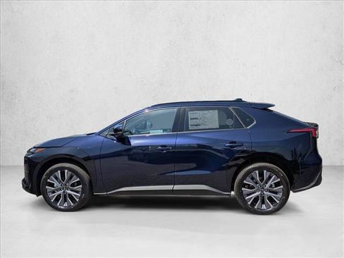 New 2026 Subaru Solterra AWD/4WD image 5