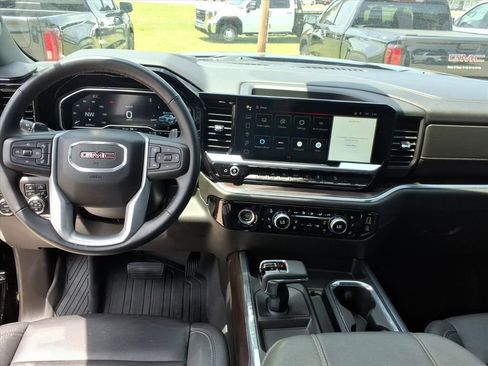 Used 2024 GMC Sierra 1500 SLT w/ SLT Premium Package AWD/4WD image 22