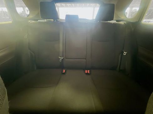Used 2019 Toyota RAV4 LE FWD image 26