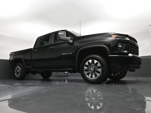 Used 2023 Chevrolet Silverado 2500 Custom w/ Custom Value Package AWD/4WD image 26