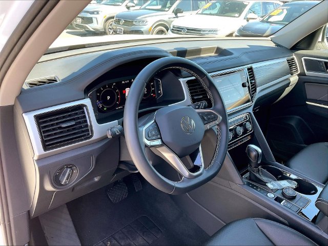 Certified 2023 Volkswagen Atlas SE AWD/4WD image 5