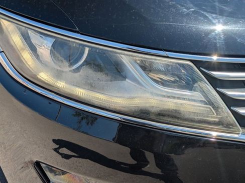 Used 2018 Lincoln MKC Premiere FWD image 6